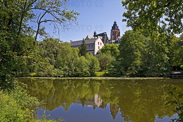 The river Lahn with the cathedral