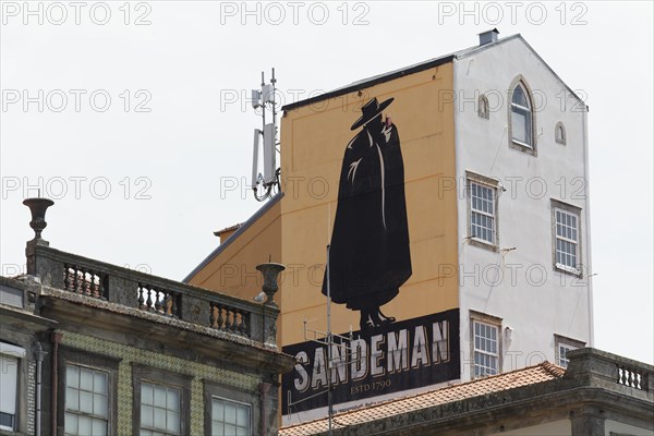 Logo of the port winery Sandeman on a building