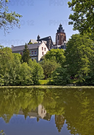 The river Lahn with the cathedral