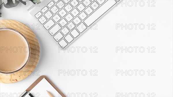 Flat lay desk assortment with copy space 1