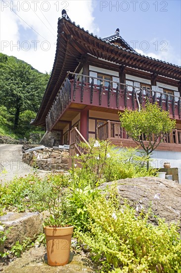 Chunjinam Hermitage at Baekyangsa Temple