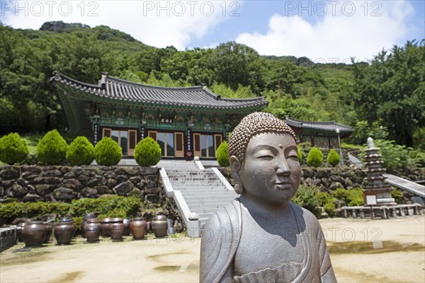 Buddha statue