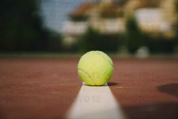 Tennis ball marking