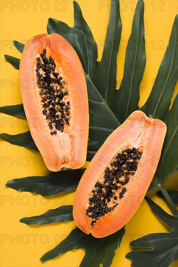 Top view fresh papaya ready be served