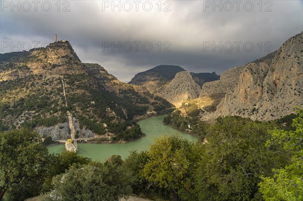 The Tajo de La Encantada reservoir and the Garganta del Chorro gorge