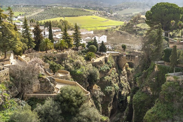 Tajo de Ronda Gorge and the Old Bridge