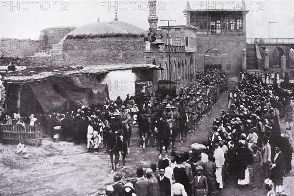 Entrance of the British troops in Baghdad after the conquest of the city
