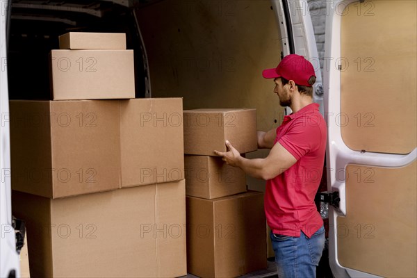 Delivery man car taking packages