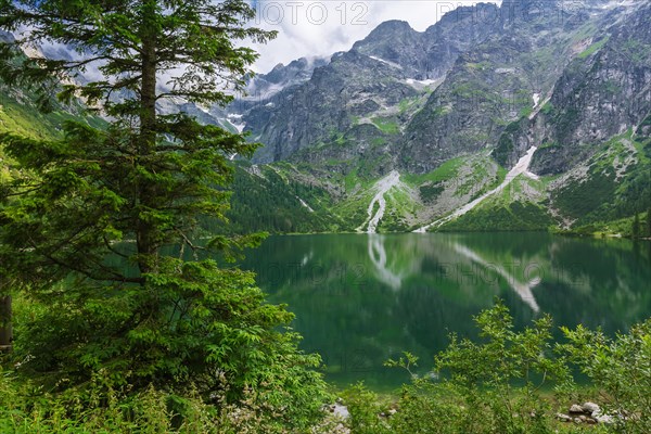 Morskie Oko lake