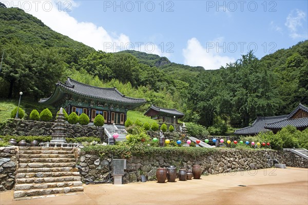 Chunjinam Hermitage at Baekyangsa Temple