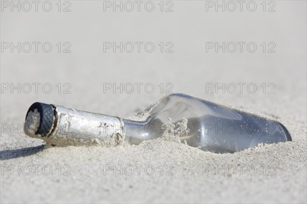 Marine litter washed up on the beach