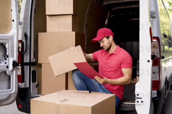 Delivery male package list