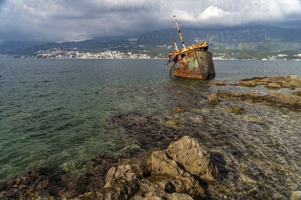 Shipwreck on the coast near the fishing village of Rose