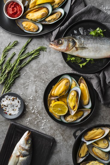 Flat lay delicious seafood composition3