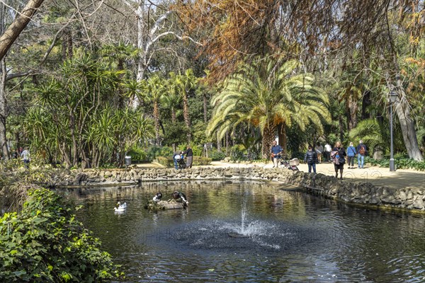 Pond in Maria Luisa Park