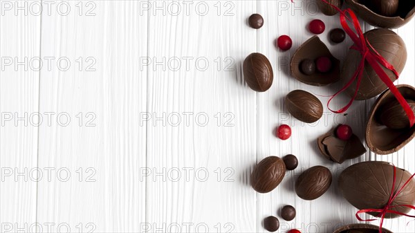 Chocolate eggs candies