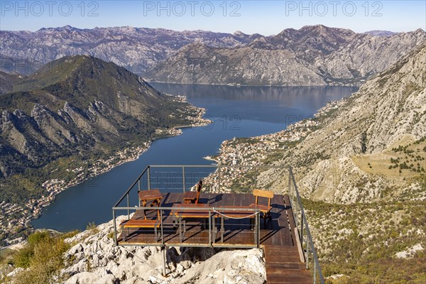 Viewing platform of the Horizont restaurant with a view over the Bay of Kotor