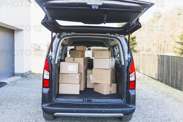 Delivery car trunk boxes