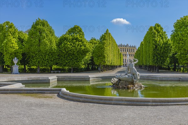 Fountain in Schoenbrunn Palace Park