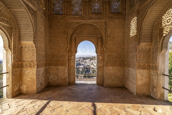 Palacio de Generalife window overlooking Granada