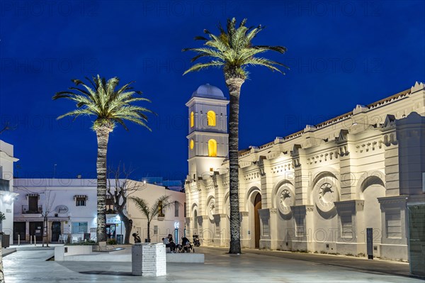 The church Iglesia de Santa Catalina at dusk