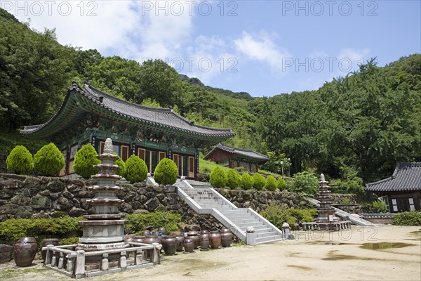 Chunjinam Hermitage at Baekyangsa Temple