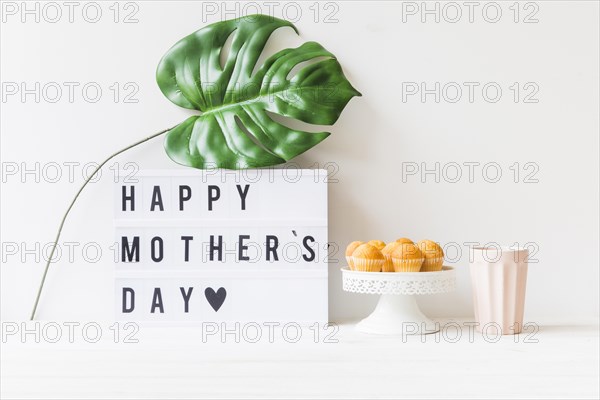 Breakfast composition with leaf mothers day