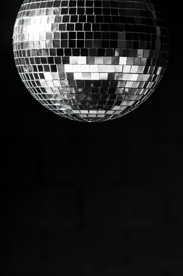 Elegant disco ball with