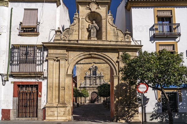 Gate to the church Iglesia de San Francisco y San Eulogio in Cordoba