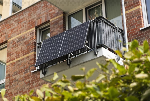 Balcony power plant on a house in Duesseldorf