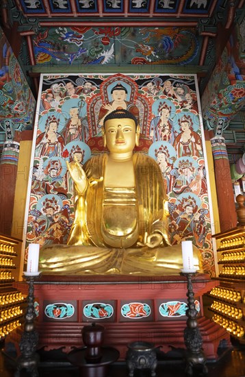 Buddha figure in Baekyangsa Temple