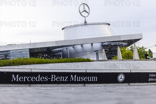 Mercedes star