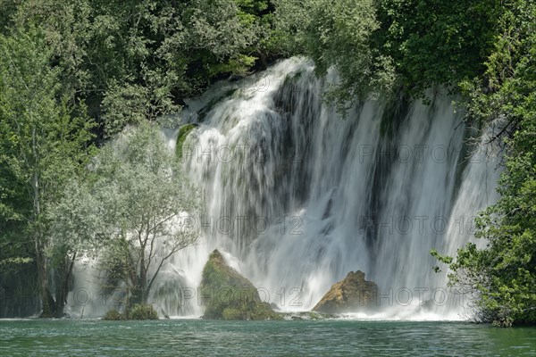 Roski Waterfall