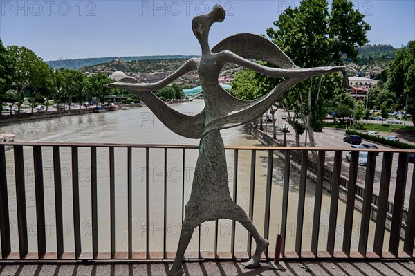 Bronze figure on the Baratashvili Bridge