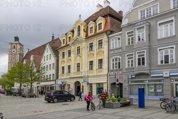 Old town and in the background Liebfrauenmuenster