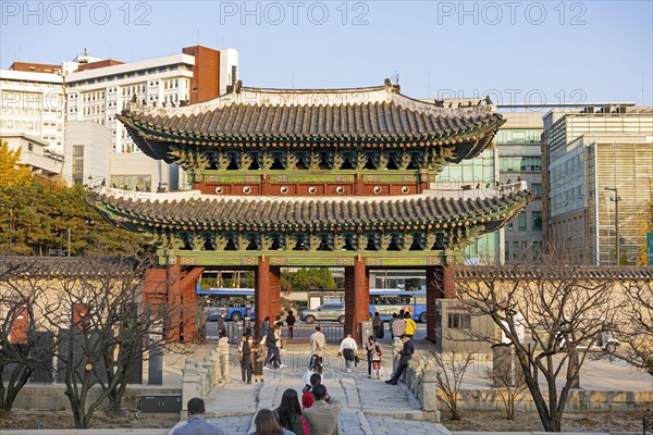 Hyehwamun Gate