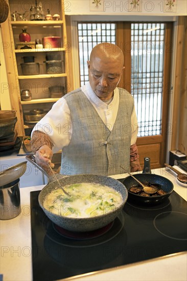 Netflix star cooking nun Jeong Kwan