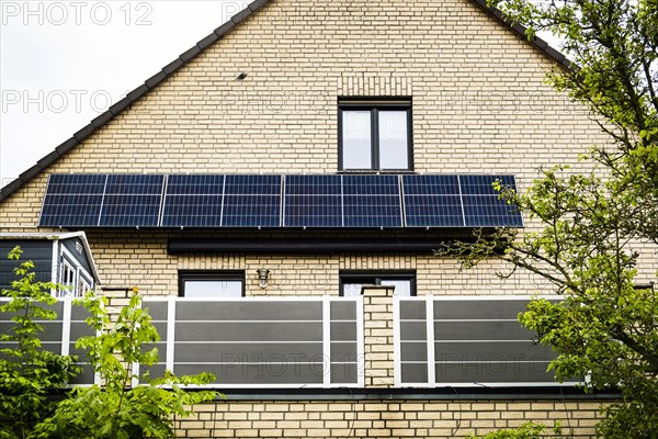 Balcony power plant on a house in Duesseldorf