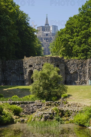 Hercules Building above the Cascades