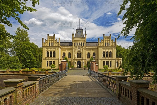 Evenburg moated castle