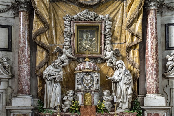 Altar of the Franciscan Church of Santa Clara in Kotor