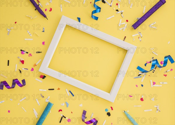 Birthday confetti with frame