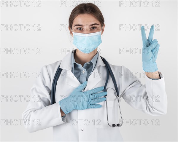Portrait doctor wearing face mask