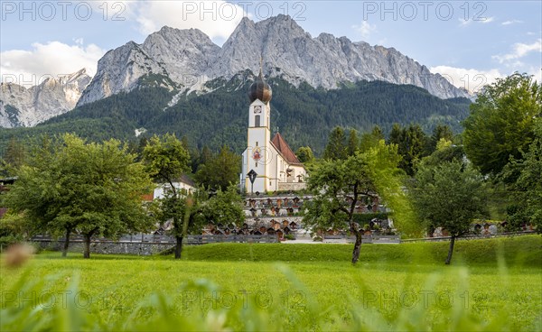 Cemetery and church of St John the Baptist