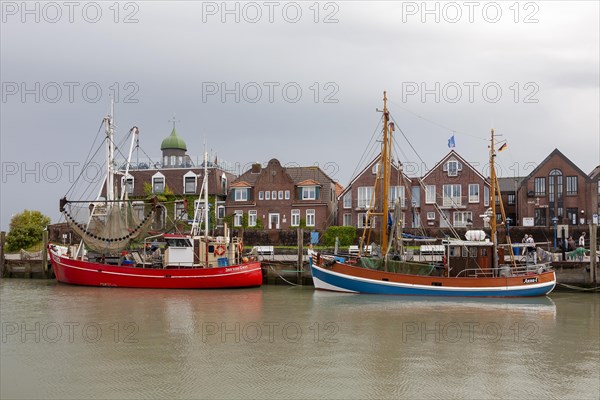 Shrimp cutter in the harbour of Neuharlingersiel