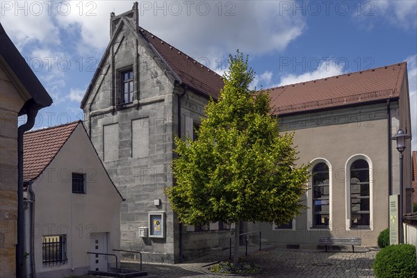 In 1872 the new profaned synagogue was consecrated