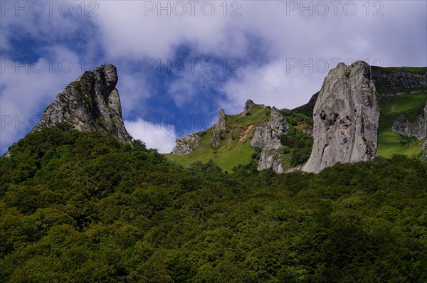 La Crete de Coq and Dent de la Rancune