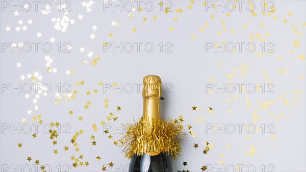 Champagne bottle with star spangles