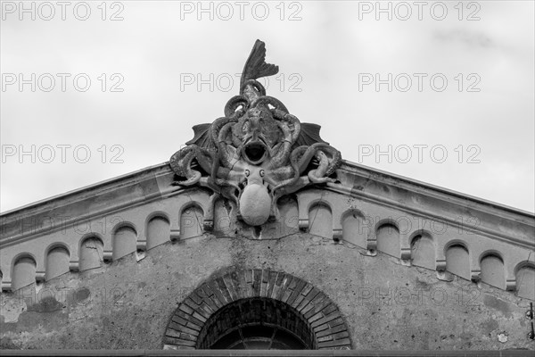 Detail of pediment with motifs of crabs