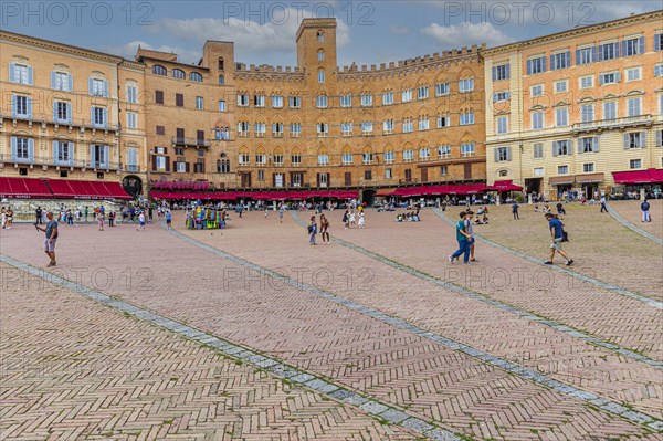 Piazza del Campo with its reddish-brown brick pavement